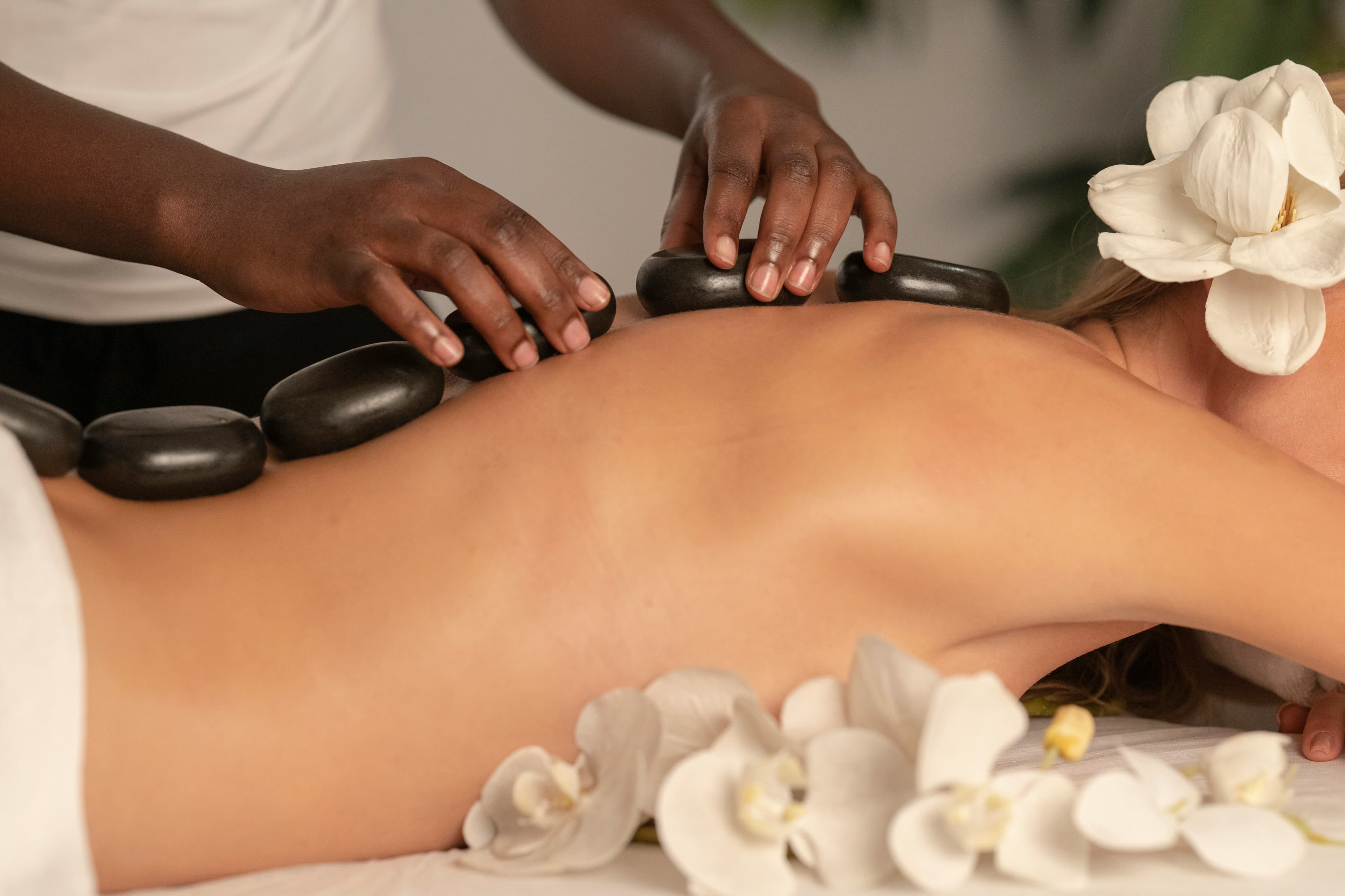 Massage aux huiles essentielles